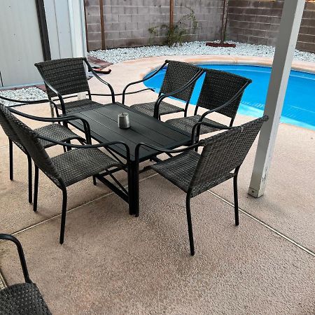 Villa Large Pool & Patio Cozy Single Story Family House Las Vegas Exterior foto